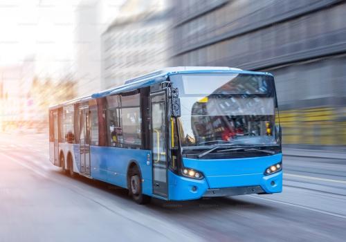 sostenibilidad en transporte de Bogotá con Schneider Electric