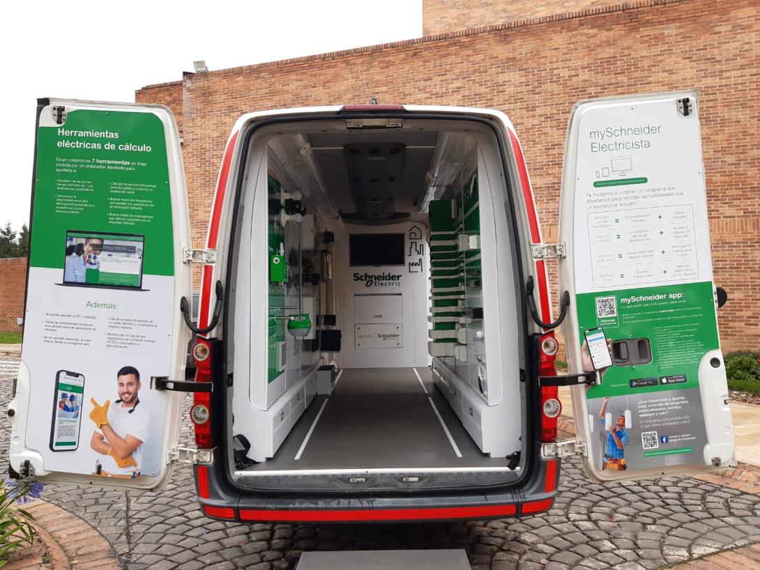 Expomovil Schneider Electric